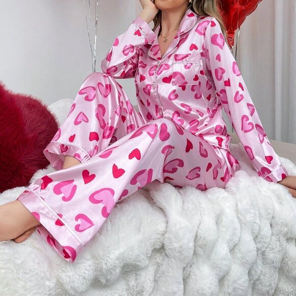 Baby Pink Casual Women's Valentine's Day Heart Print Faux Silk Pajamas Set - Picture 1 of 6